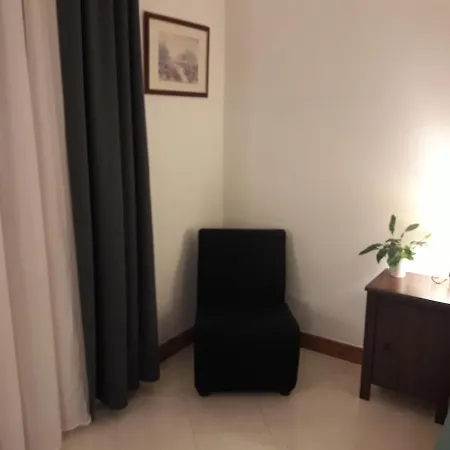 Guest Via Dei Passeri Szálloda