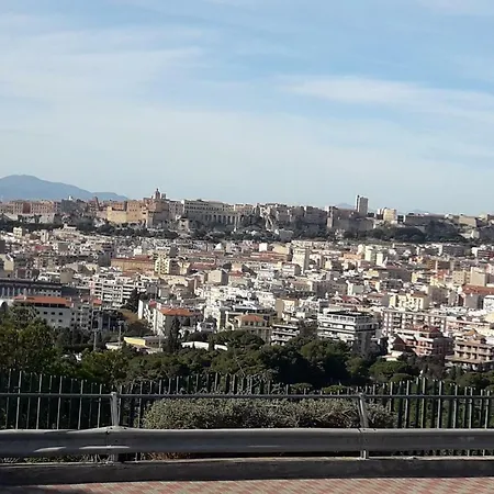 Guest Via Dei Passeri * Cagliari
