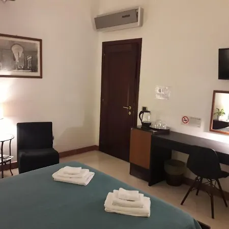 Guest house Guest Via Dei Passeri
