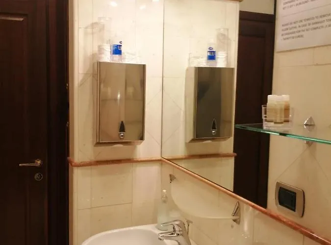 Guest Via Dei Passeri