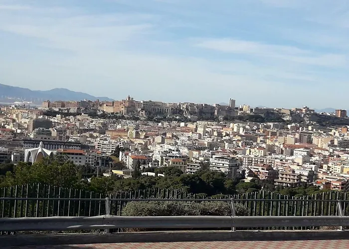 Guest Via Dei Passeri * Cagliari